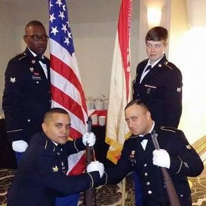 Meet your Posher, Serge